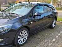 Gebraucht Opel Astra Active 165 PS (121 kW) 2013 Schwarz Kombi