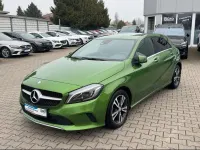 Gebraucht Mercedes A180 Urban 122 PS (89 kW) 2016 Elbait gruen  metallic Kleinwagen