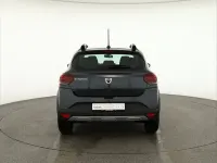 Gebraucht Dacia Sandero Stepway 110 PS (80 kW) 2023 Grau SUV