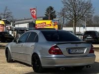Gebraucht Mercedes E240 Avantgarde 177 PS (130 kW) 2005 Silber Limousine