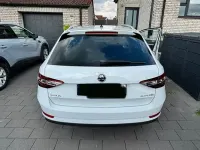 Gebraucht Skoda Superb Style 150 PS (110 kW) 2017 Weiß Kombi