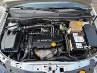 Gebraucht Opel Astra 105 PS (77 kW) 2004 Silber Kleinwagen