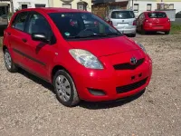 Gebraucht Toyota Yaris Cool 69 PS (50 kW) 2009 Rot Kleinwagen
