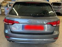 Gebraucht Audi A4 Sport 191 PS (140 kW) 2018 Grau Kombi