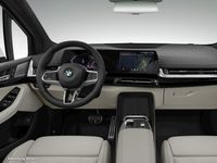 Gebraucht BMW 218 Active Tourer M Sport 136 PS (100 kW) 2024 Weiß Van / Kleinbus