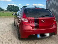 Gebraucht Hyundai i30 116 PS (85 kW) 2011 Rot Kleinwagen