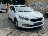 Gebraucht Kia Ceed Spirit 99 PS (72 kW) 2014 Weiß Kleinwagen