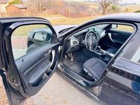 Gebraucht BMW 116 116 PS (85 kW) 2013 Schwarz Kleinwagen