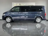 Gebraucht VW Caravelle Highline 204 PS (150 kW) 2017 Starlight blue metallic Van