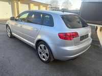 Gebraucht Audi A3 125 PS (91 kW) 2010 Silber Kleinwagen