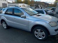 Gebraucht Mercedes ML280 190 PS (139 kW) 2006 Silber SUV