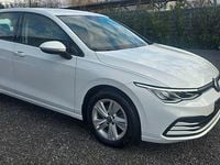 Gebraucht VW Golf VIII Life 110 PS (80 kW) 2022 Weiß Limousine