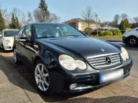 Gebraucht Mercedes C180 129 PS (94 kW) 2002 Schwarz Coupé