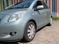 gebraucht Toyota Yaris 1.3 87 ps ! Tüv bis 02/25