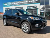 Używany Ford Kuga Trend 120 KM (88 kW) 2017 Czarny SUV