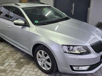 Gebraucht Skoda Octavia 150 PS (110 kW) 2014 Silber Kleinwagen