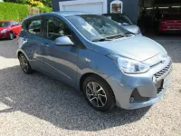 Gebraucht Hyundai i10 Trend 87 PS (63 kW) 2017 Grau Kleinwagen