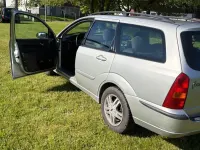 Gebraucht Ford Focus Ghia 101 PS (74 kW) 2004 Schwarz Kombi