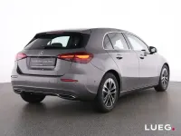 Gebraucht Mercedes A200 Progressive 163 PS (119 kW) 2025 Grau Limousine