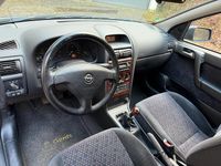 Gebraucht Opel Astra 75 PS (55 kW) 1999 Blau Limousine