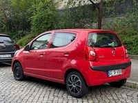 Gebraucht Nissan Pixo Acenta 68 PS (50 kW) 2011 Rot Kleinwagen