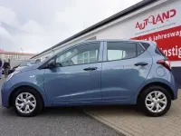 Gebraucht Hyundai i10 67 PS (49 kW) 2018 Blau Kleinwagen