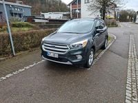 Gebraucht Ford Kuga Titanium 182 PS (133 kW) 2017 Grün SUV