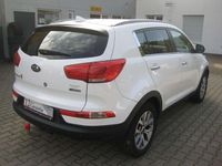 gebraucht Kia Sportage Dream Team 2WD LEDER-NAVI-AHK-CAMERA-PDC