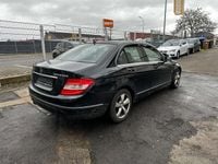 Gebraucht Mercedes C180 Elegance 156 PS (114 kW) 2008 Obsidianschwarz Limousine