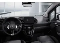 Gebraucht Mercedes T180 Style 116 PS (85 kW) 2025 Silber Van / Kleinbus