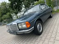 Gebraucht Mercedes C230 109 PS (80 kW) 1980 Blau Coupé
