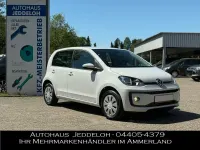 Second-hand VW up! 65 CP (47 kW) 2023 Alb Hatchback