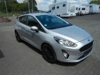 Gebraucht Ford Fiesta Cool & Connect 101 PS (74 kW) 2017 Silber Kleinwagen