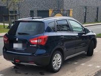 Gebraucht Suzuki SX4 112 PS (82 kW) 2016 Blau Limousine
