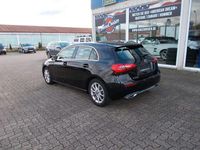 Gebraucht Mercedes A200 Progressive 163 PS (119 kW) 2018 Schwarz Limousine