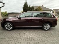 Gebraucht VW Passat Highline 179 PS (131 kW) 2017 Rot Kombi
