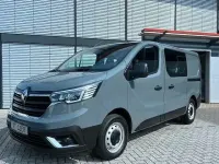 Gebraucht Renault Trafic Komfort 150 PS (110 kW) 2023 Städtisches grau Van / Kleinbus