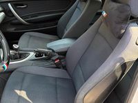 Gebraucht BMW 116 122 PS (89 kW) 2011 Weiß Kleinwagen