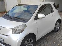 Gebraucht Toyota iQ 68 PS (50 kW) 2011 Weiß Kleinwagen