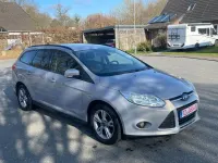 Gebraucht Ford Focus 101 PS (74 kW) 2014 Grau Limousine