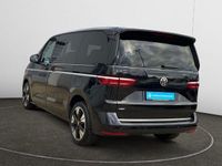 Second-hand VW Multivan Style 204 CP (150 kW) 2022 Negru Monovolum