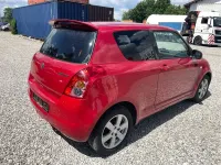 Usado Suzuki Swift 92 CV (67 kW) 2010 Rojo Utilitario