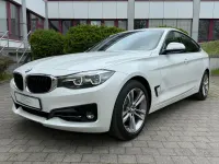 Gebraucht BMW 320 Sport Line 190 PS (139 kW) 2019 Weiß Limousine