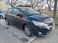 Gebraucht Toyota Verso Skyview Edition 147 PS (108 kW) 2015 Schwarz Van / Kleinbus