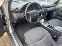 Gebraucht Mercedes C220 143 PS (105 kW) 2003 Silber Kombi