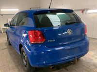 Gebraucht VW Polo Life 90 PS (66 kW) 2013 Blau Kleinwagen