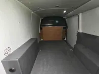 Second-hand VW Transporter 110 CP (80 kW) 2022 Alb Van