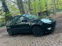 gebraucht Ford Fiesta 1.6