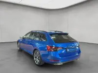 Gebraucht Skoda Superb SportLine 156 PS (114 kW) 2023 Blau Kombi