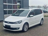 Gebraucht VW Touran Style 105 PS (77 kW) 2012 Candyweiã? Van / Kleinbus